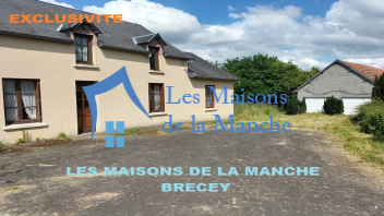 Ancienne fermette avec 1,5 ha dans les environs de BRECEY