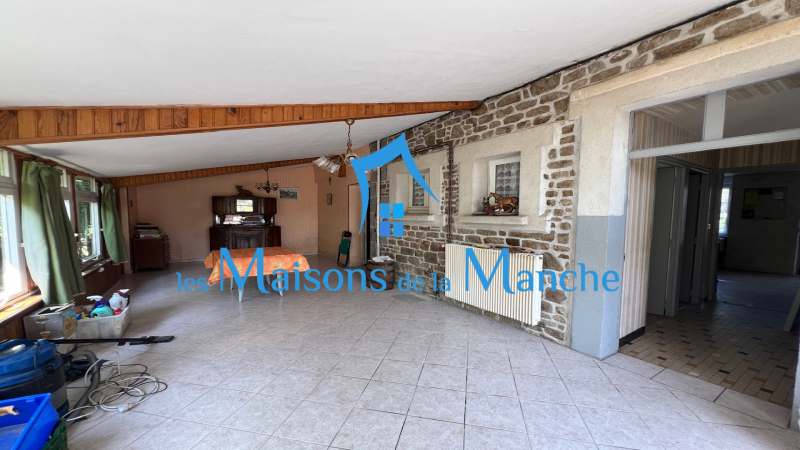 Superbe maison en pierre de caractère avec 1 hectare de terrain et Plusieurs dépendances