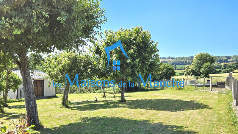 Exclusivité - Coup de cœur - maison de 112 m² sur terrain arboré de 2382 m²