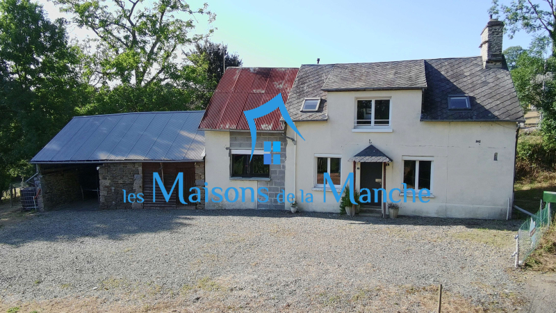 Maison en pierre rénovée avec dépendances – Saint-Laurent-de-Cuves