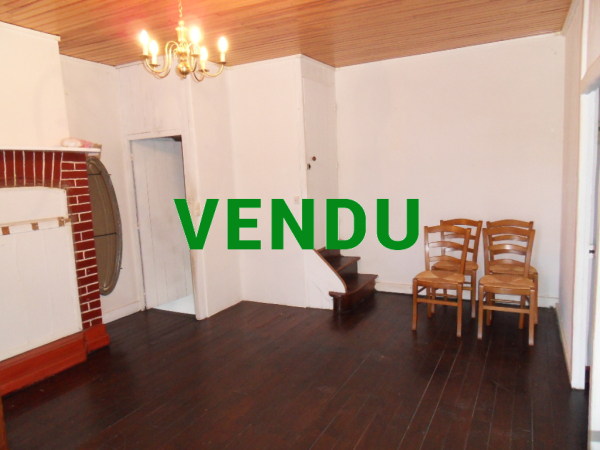 Maison de 103 m² dans bourg LA MANCELLIERE (50540)