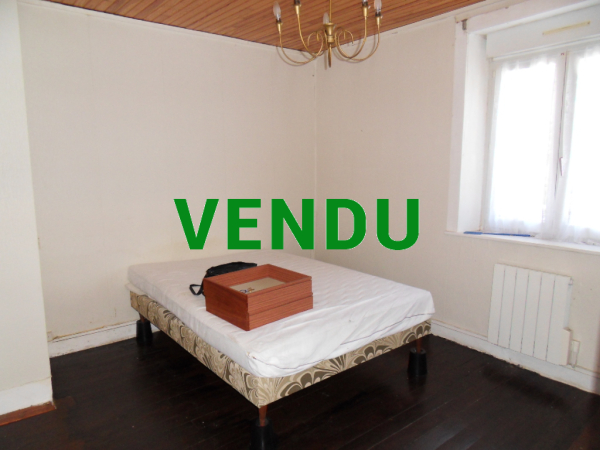 Maison de 103 m² dans bourg LA MANCELLIERE (50540)