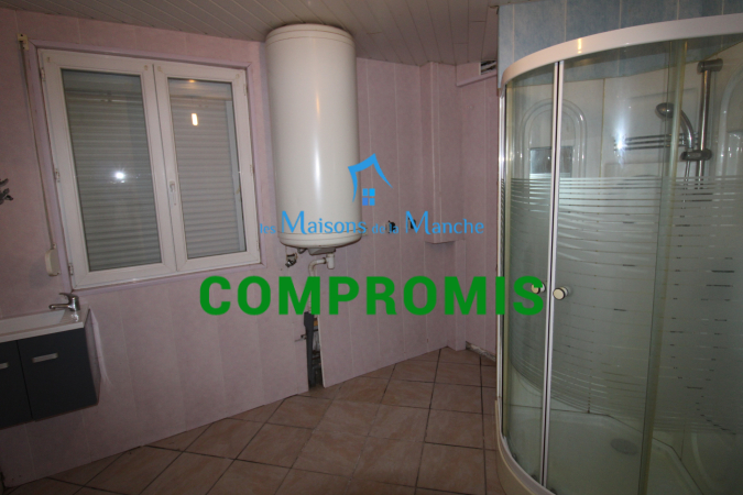 Maison de 123 m² dans petit hameau aux environs de SAINT HILAIRE DU HARCOUET