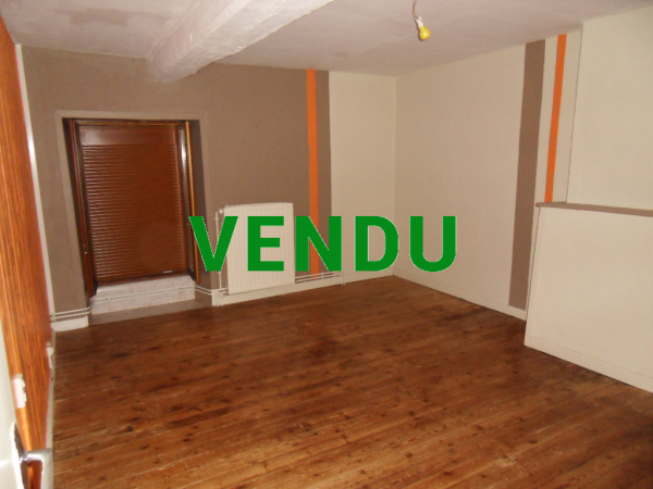 Maison en pierre de 106 m² proximité bourg de tous commerces