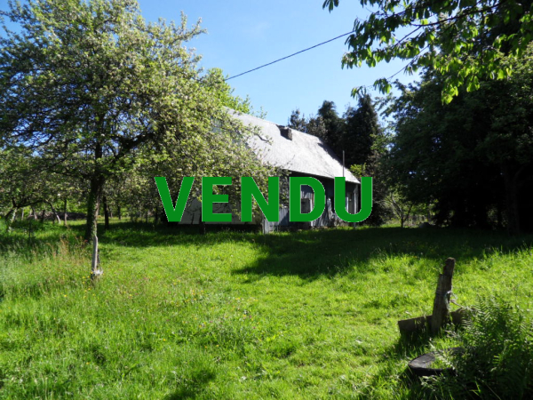 Maison entièrement à rénover entièrement de 107 m² dans cadre agréable