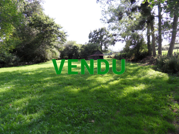 Corps de ferme avec ses nombreuses dépendances et environ 4 ha 5