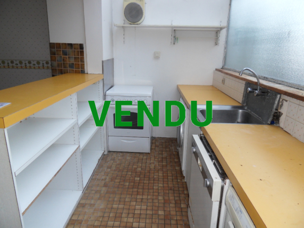 Maison avec boutique dans bourg à proximité des commerces à 10 km de BRECEY (50370)