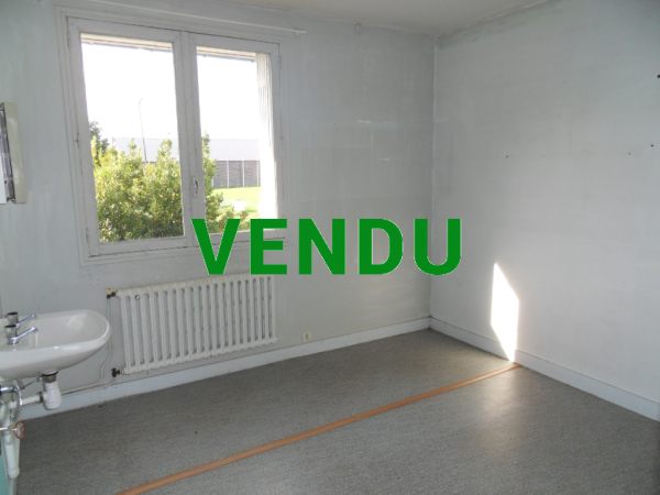 Ensemble de 3 logements 352 m² dans le bourg de BRECEY (50370)