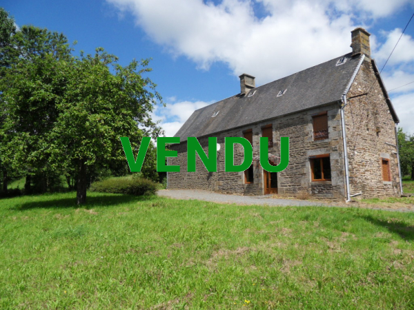 Maison en pierre de 106 m² proximité bourg de tous commerces